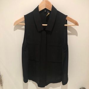 THEORY zip front sleeveless blouse size M